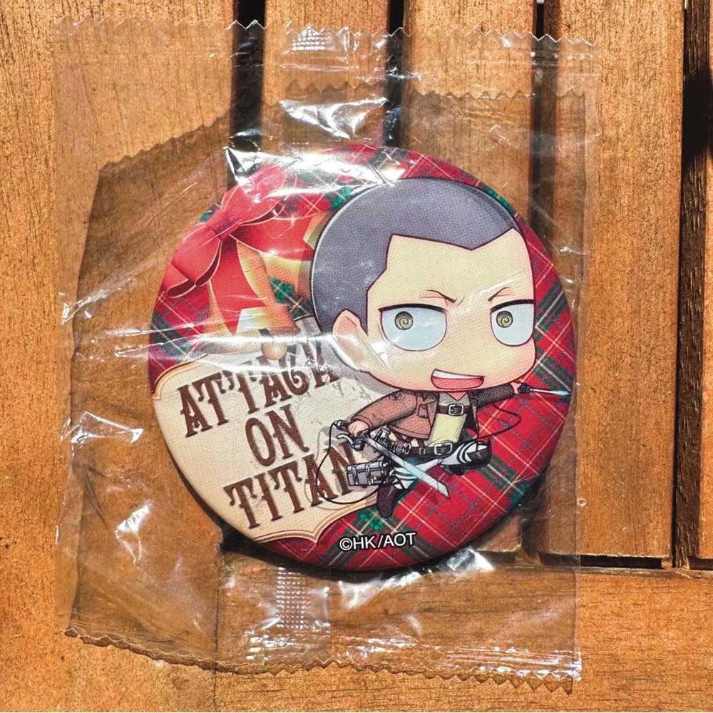 Attack on Titan Connie Springer Anime Button Pin Brand New